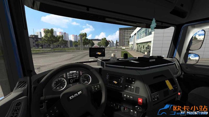 DAF XF106 MegaMod-驾驶舱.jpg
