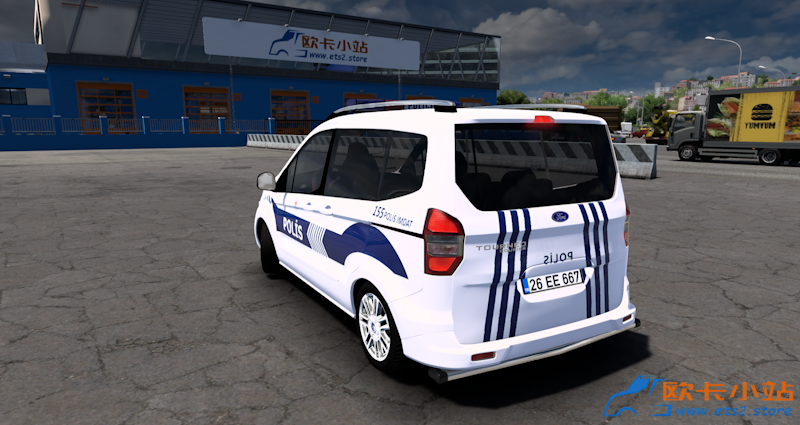 Ford Tourneo Courier-车尾.png