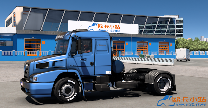 Mercedes-Benz Atron 1635-侧面.png