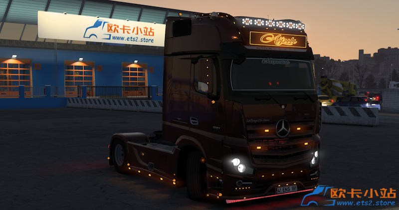 奔驰 Actros 1851 改装卡车-夜间车前灯.png