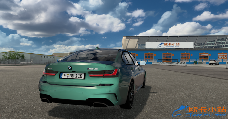 宝马 M340i xDrive-车尾.png